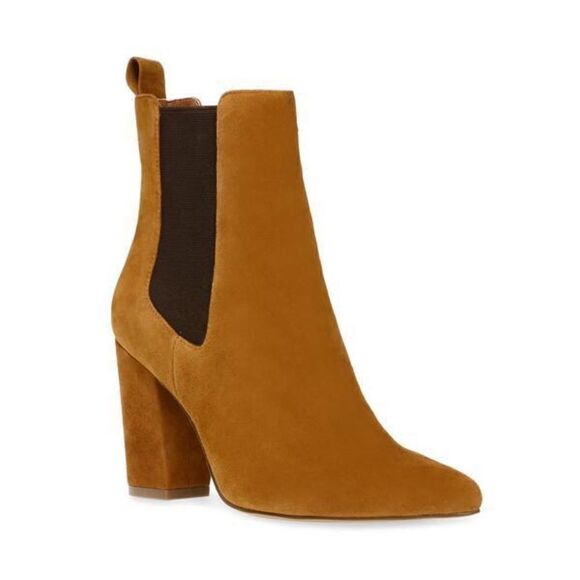 Subtle Steve Madden Bootie - Picture 3 of 4